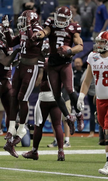 Blocked FG helps Mississippi State hold off Miami 17-16 (Dec 26, 2016)